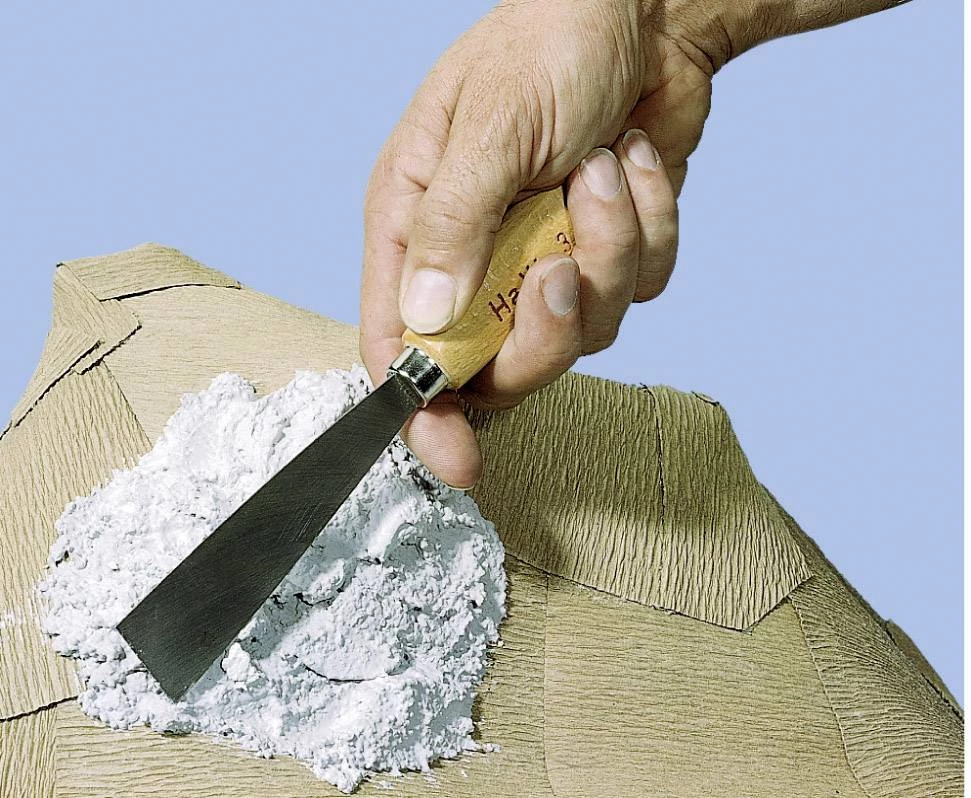 Masa za gletanje za željezničko modelarstvo