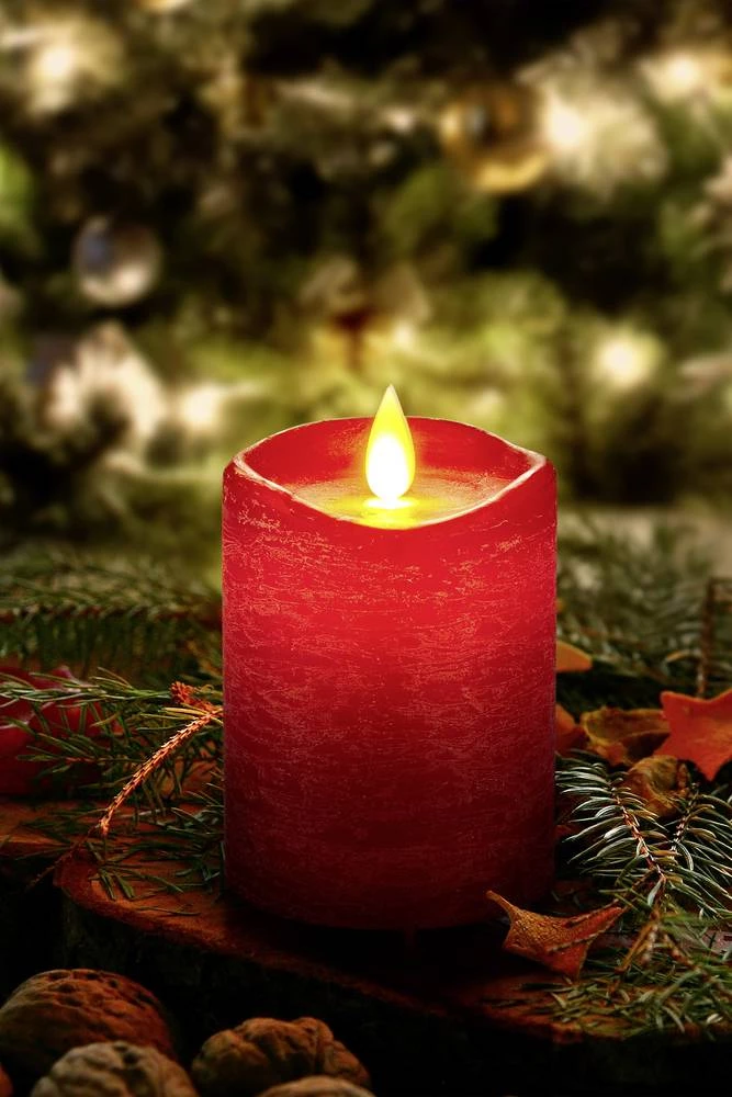 LED svijeća od pravog voska, crvene boje, toplo bijela (promjer x V) 8 cm x 12 cm Polarlite slika