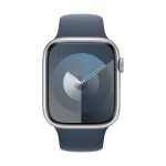 Apple Watch Series 9 GPS 45 mm srebrno aluminijsko kućište sa sportskim remenčićem Storm Blue - M/L Apple Watch Series 9 GPS 45 mm kućište od aluminija sportska narukvica olujno plava m/l
