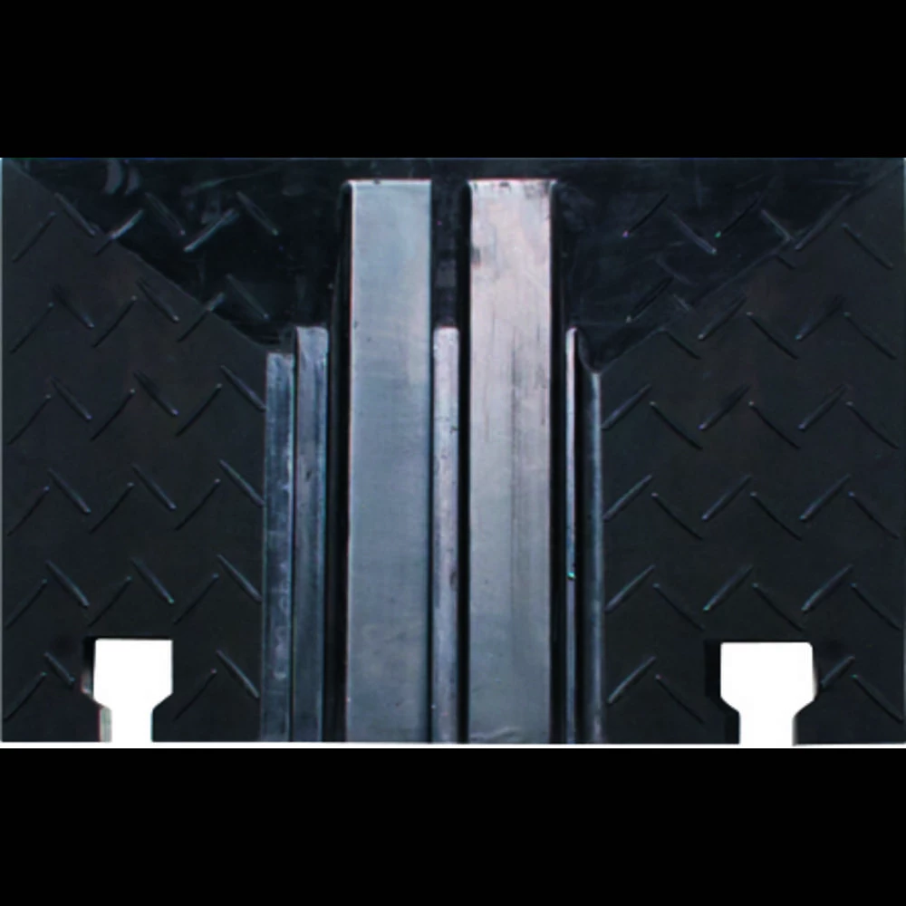 AS Schwabe krajni dio 63222 puna guma crna Broj kanala: 2 150 mm Sadržaj: 1 St. slika