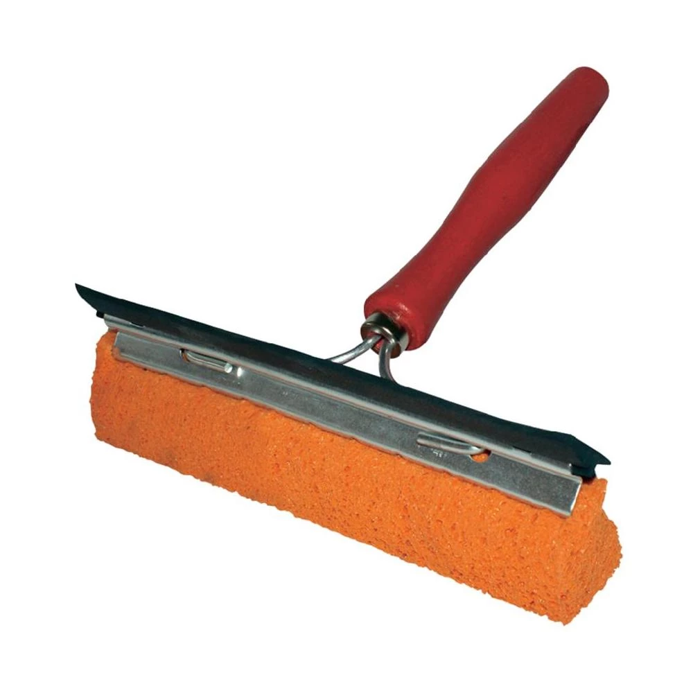 Alat za pranje vjetrobranskogstakla s odcejalnikom za voduidrvenom drškom APA 17 slika