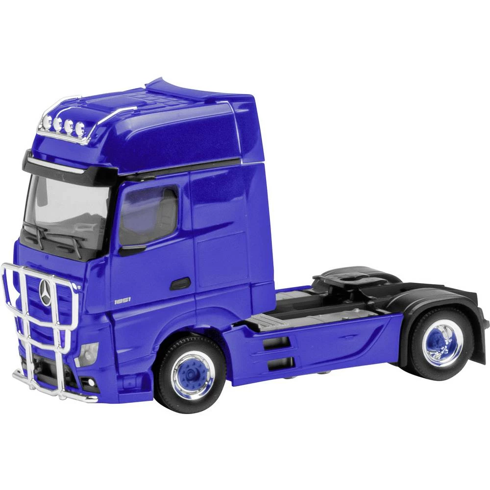 Herpa 311533-003 h0 Mercedes Benz Actros Gigaspace traktor slika