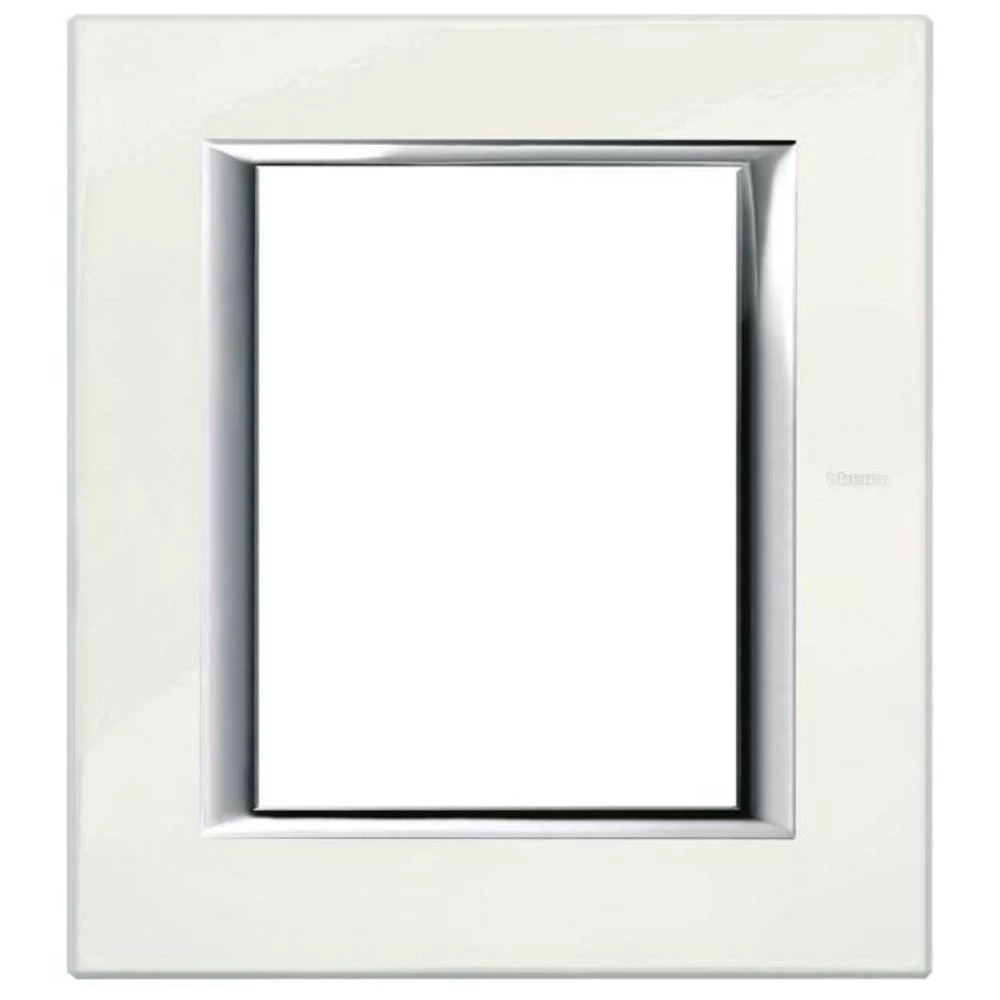 Legrand   okvir Axolute bijela HA4826BG slika