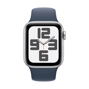 Apple Watch SE GPS 40 mm srebrno aluminijsko kućište sa sportskim remenčićem Storm Blue - S/M Apple Watch SE (2023) GPS 40 mm kućište od aluminija sportska narukvica olujno plava s/m slika