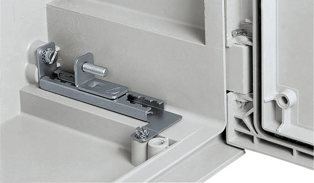 Montažna šina Čelik Schneider Electric NSYDPLM300 1 ST slika