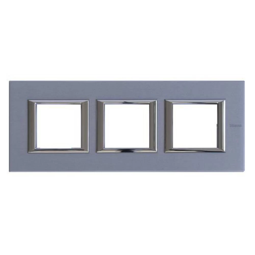 Legrand   okvir Axolute siva HA4802M3HAZ slika