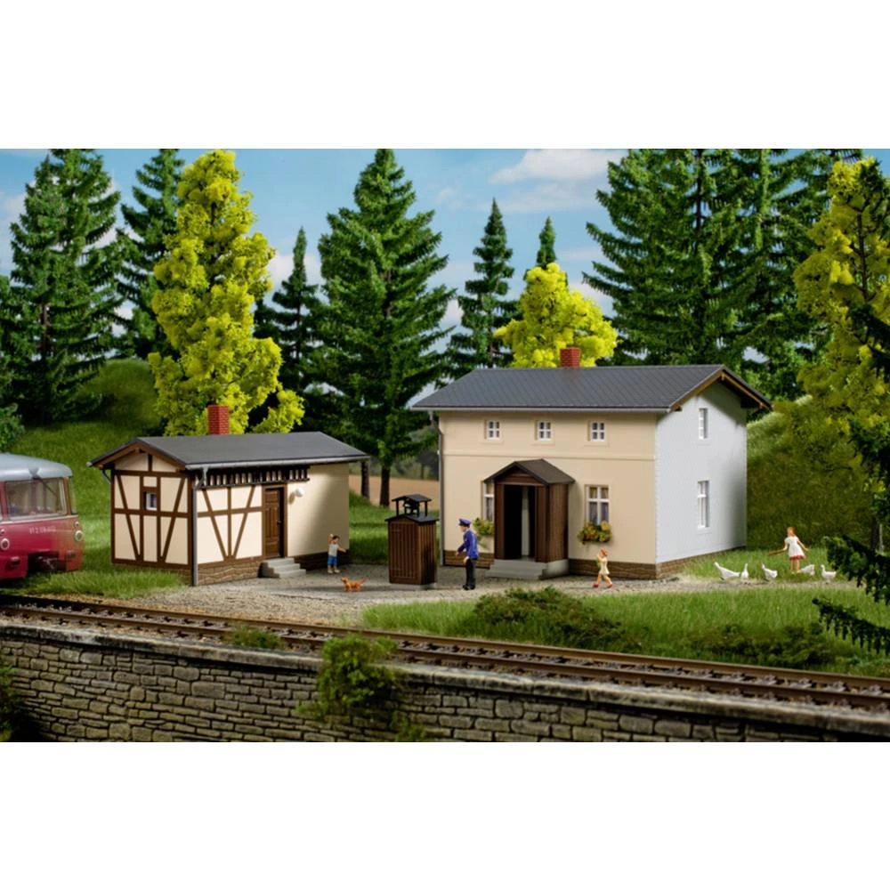 Auhagen 11457 h0 Kuća pomoćnika željeznice sa nadgradnjom slika