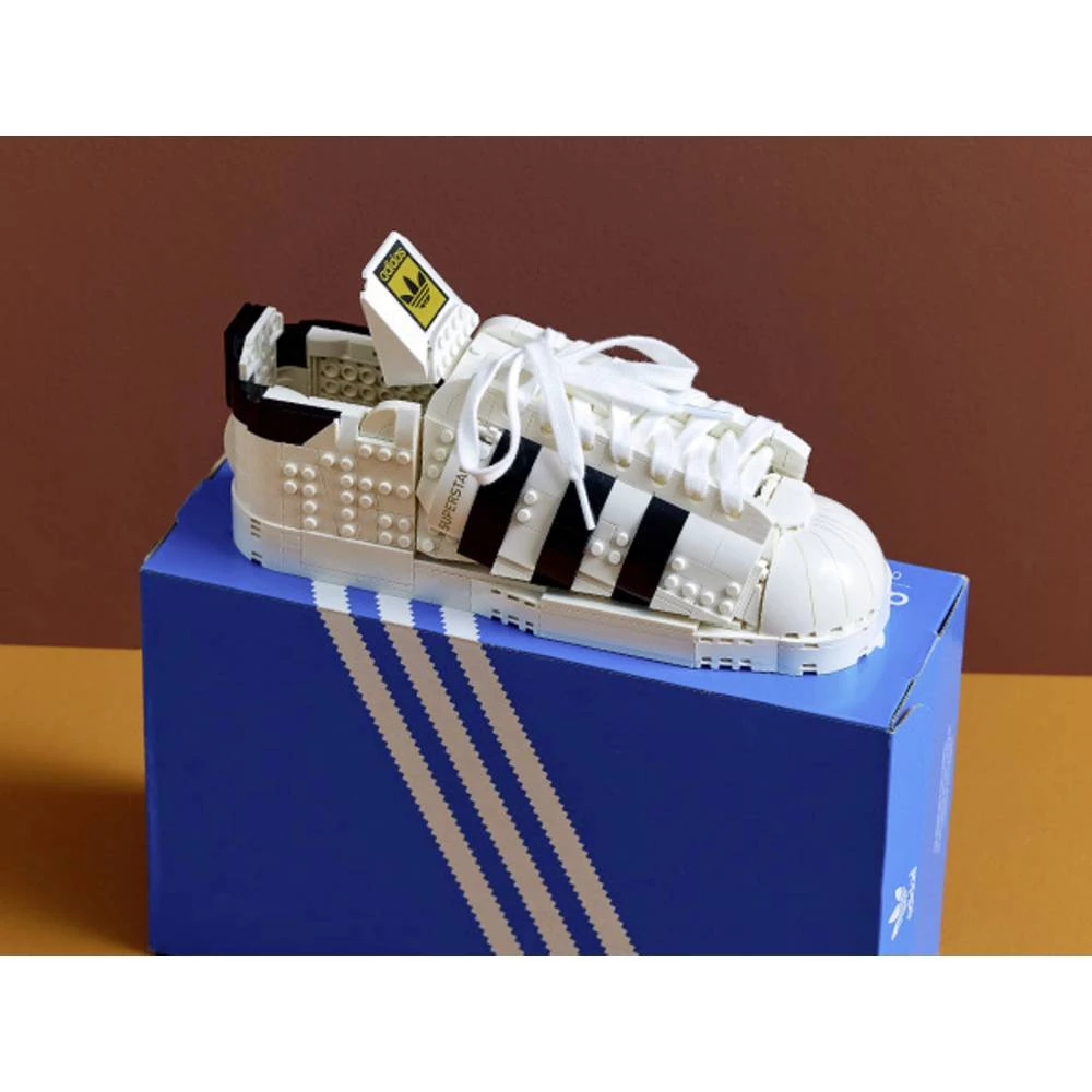 10282 LEGO® CREATOR adidas Originals Superstar slika