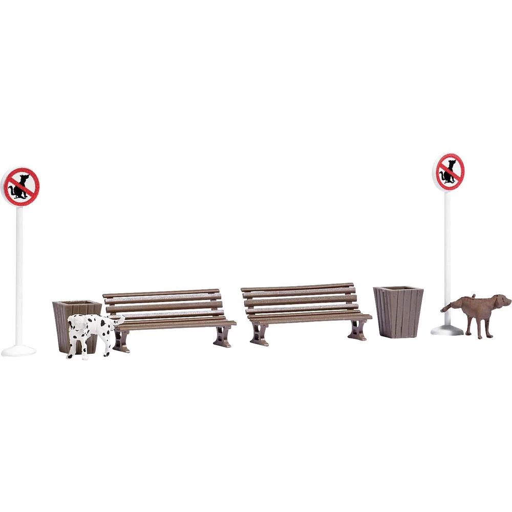 Busch 7895 H0 Peeing psi slika