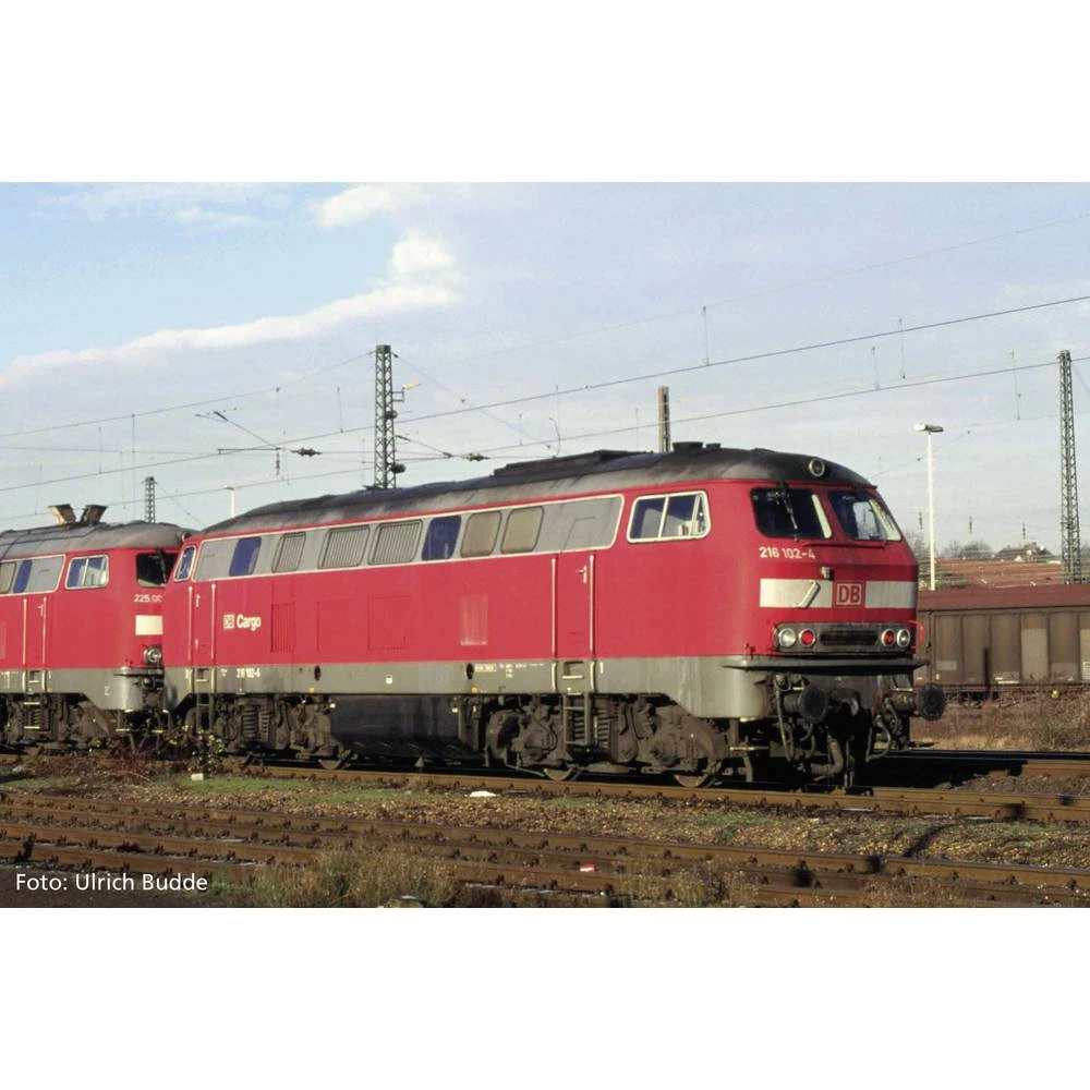 Piko N 40530 N DB Cargo BR 216 dizel lokomotiva slika