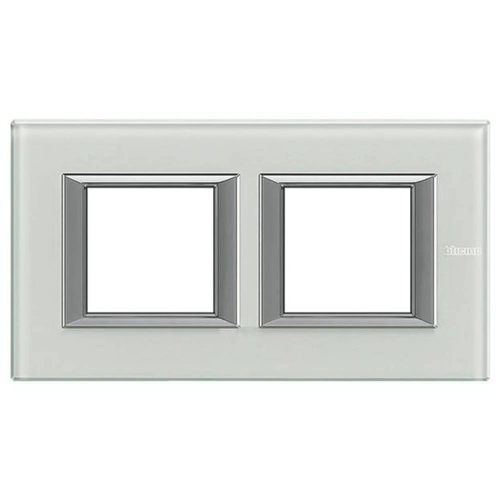 Legrand   okvir Axolute bijela HA4802M2HVSW slika