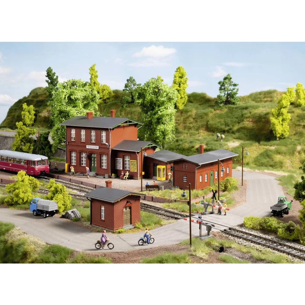 Auhagen 15106 h0 Neukloster Set željeznička stanica slika